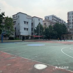江门运动健身场地设施全攻略 电话、地址、价格与营业时间一览